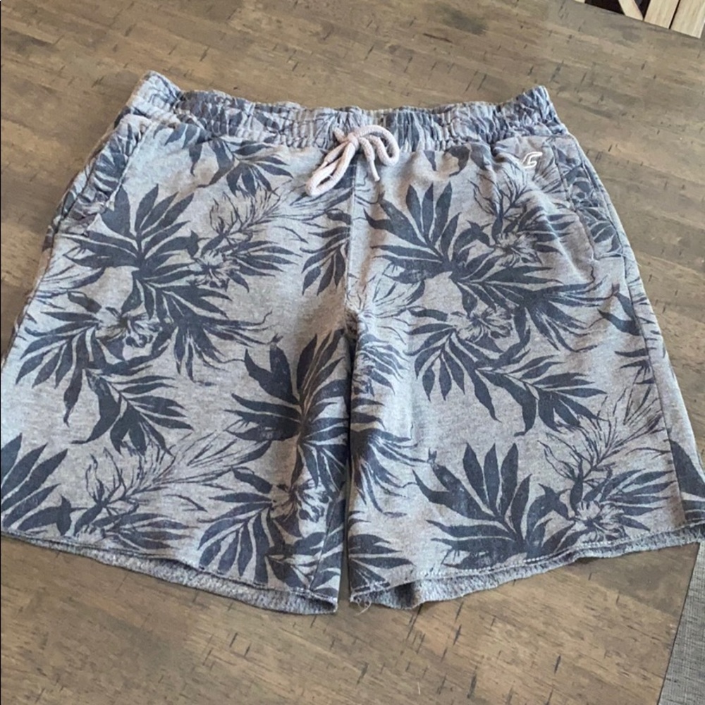 Hollister sweatshorts